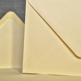 Envelope C6 cream