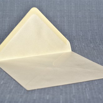 Envelope Square cream 130mm