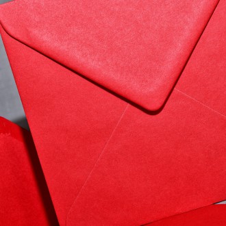 Envelope Square scarled red 155mm