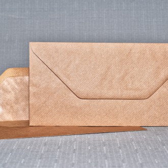 Envelope DL brown stripes